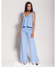 Niebieskie eleganckie spodnie typu szwedy z kieszeniami