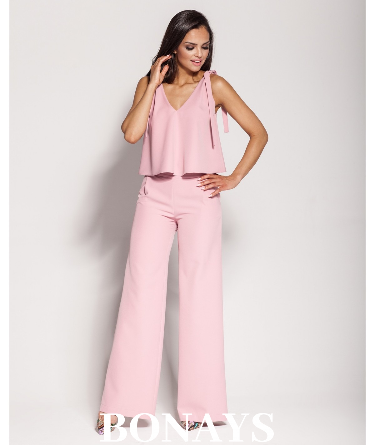 Różowe eleganckie spodnie typu szwedy z kieszeniami GUBBI