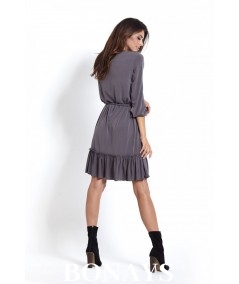 Lużna sukienka z dekoltem w kształcie litery V