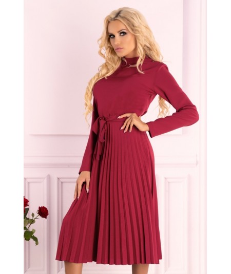 Sukienka midi plisowana w kolorze czerwonego wina merribel