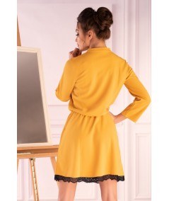 prosta żółta sukienka z guziczkami Merribel