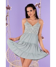 Rozkloszowana sukienka z koronką Satriana miętowa