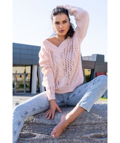 rózowy oversizowy sweter merribel