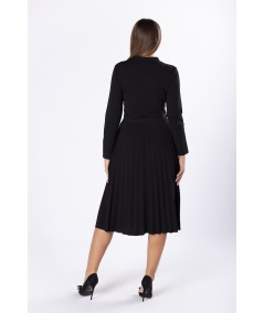 czarna plisowana sukienka midi 