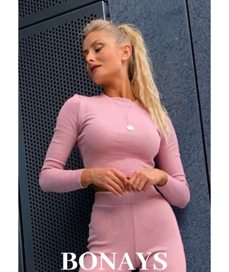 Różowa prążkowana bluzka damska typu crop top