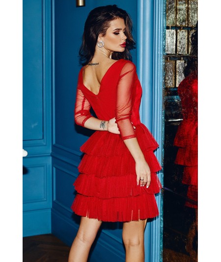 czerwona dopasowana sukienka z falbankami tiulowymi bicotone
