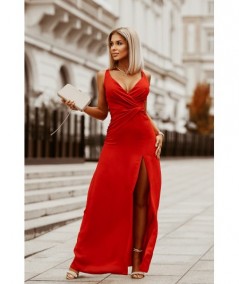 Gładka sukienka maxi z ozdobną talią czerwona Larissa