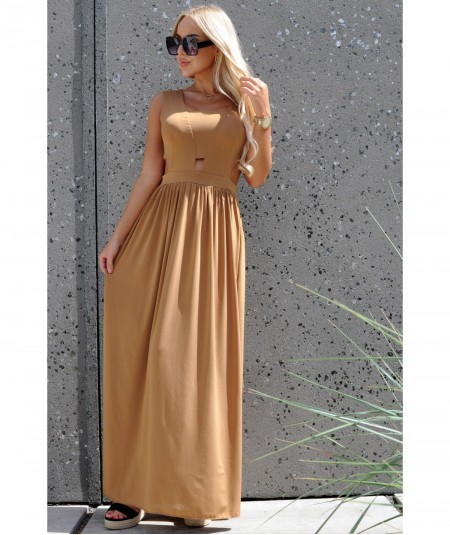 Karmelowa sukienka maxi z wycięciami Folowia