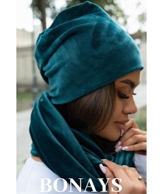 Zielony welurowy komplet czapka i komin