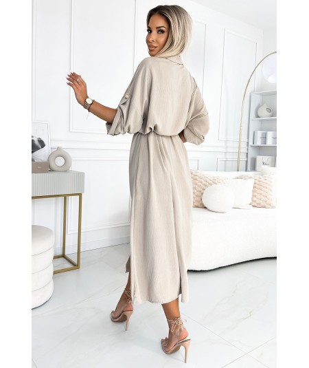 Beżowa sukienka typu Szmizjerka midi ze złotymi guzikami i wiązaniem