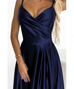 Granatowa długa satynowa suknia na ramiączkach Chiara na studniówkę