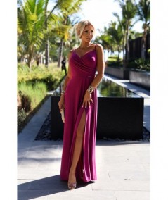 Brokatowa sukienka maxi na ramiączkach dekolt w serek Chiara Fuksja