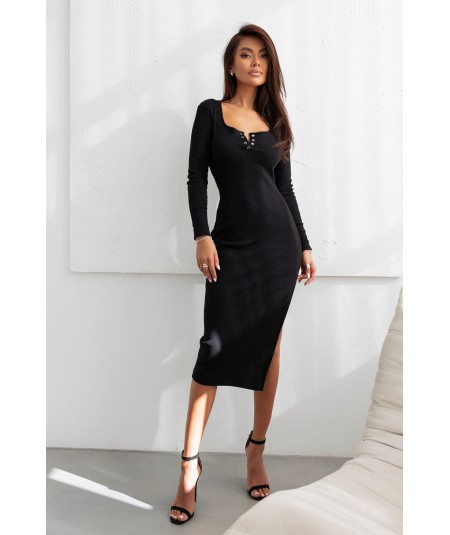 Czarna elastyczna sukienka z guziczkami w dekolcie LUMINA