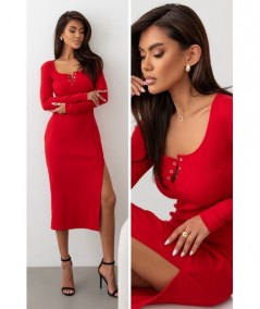 Czerwona elastyczna sukienka z guziczkami w dekolcie LUMINA