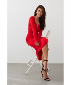 Czerwona elastyczna sukienka z guziczkami w dekolcie LUMINA