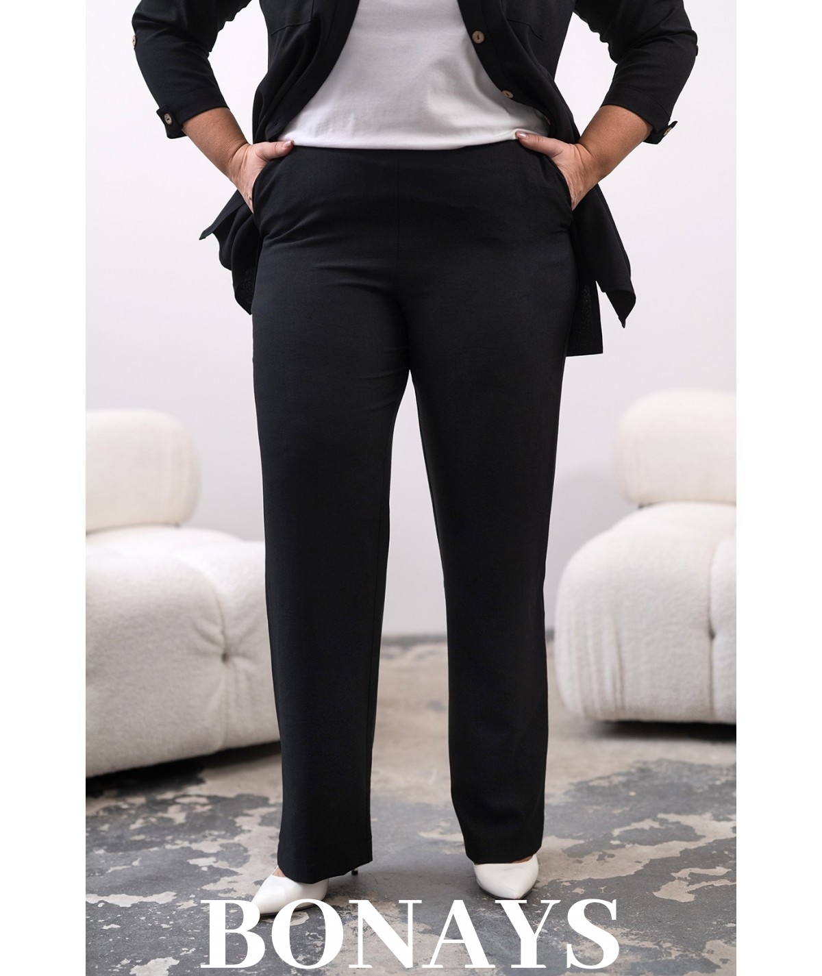 Rita - Lniane gładkie spodnie z szeroką nogawką i kieszeniami czarne