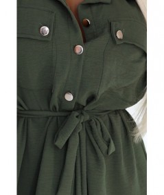 Sukienka typu Szmizjerka midi ze złotymi guzikami i wiązaniem Zielona