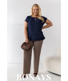 Aniela - Bluzka kimono plus size z falbanką i dekoltem łezką granatowa