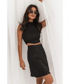 Czarna spódnica mini z gumką i wysokim stanem w cętki Lisse
