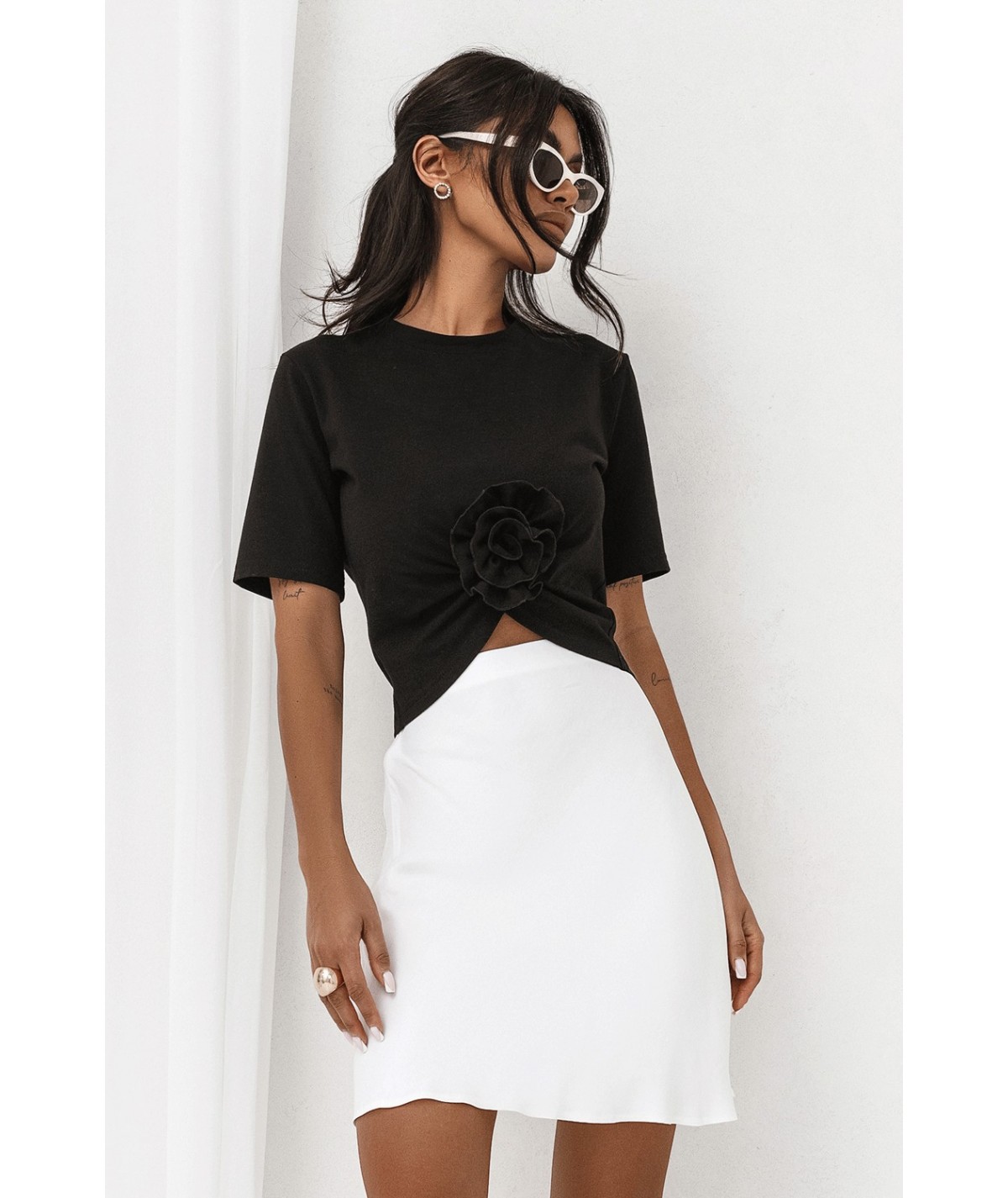 Kremowa spódnica mini z gumką i wysokim stanem Lisse