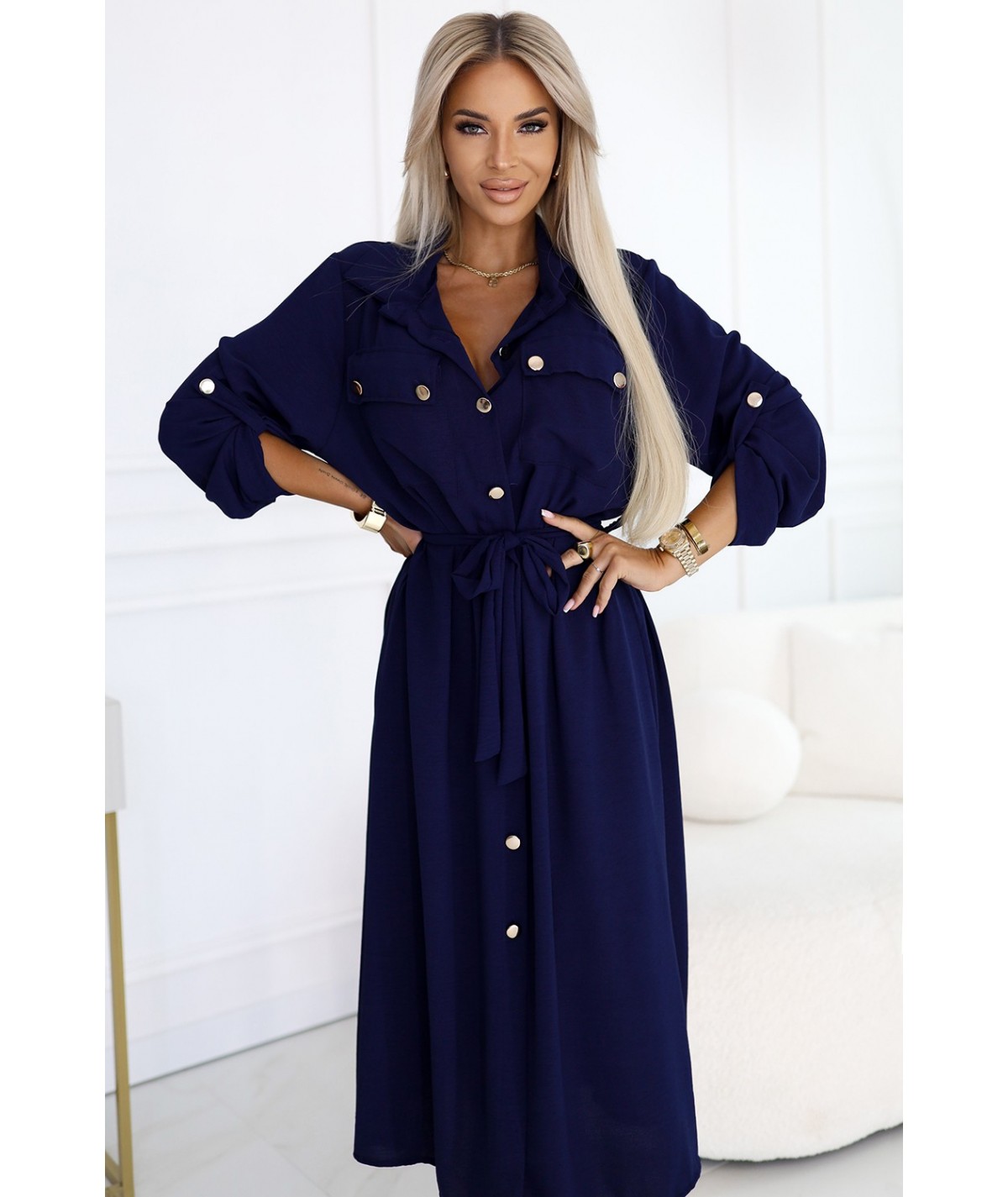 Sukienka typu Szmizjerka midi ze złotymi guzikami i wiązaniem granatowa