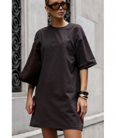Czekoladowa sukienka oversize w stylu wydłuzonego t-shirtu SELLA