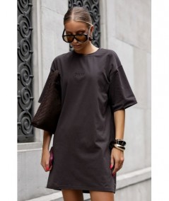 Czekoladowa sukienka oversize w stylu wydłuzonego t-shirtu SELLA