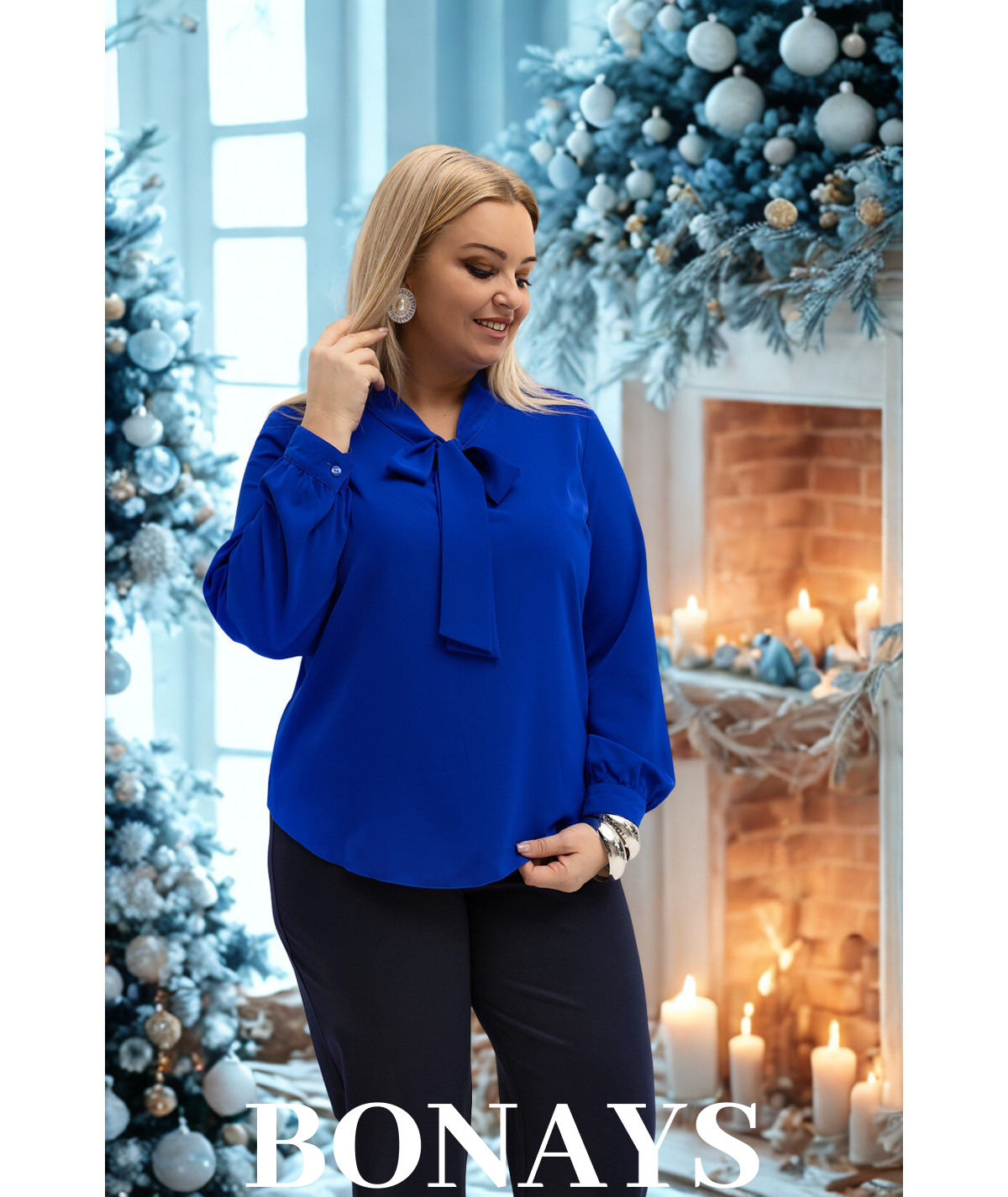 Chabrowa koszula damska z krawatką wiązaną w kokardę - duże rozmiary