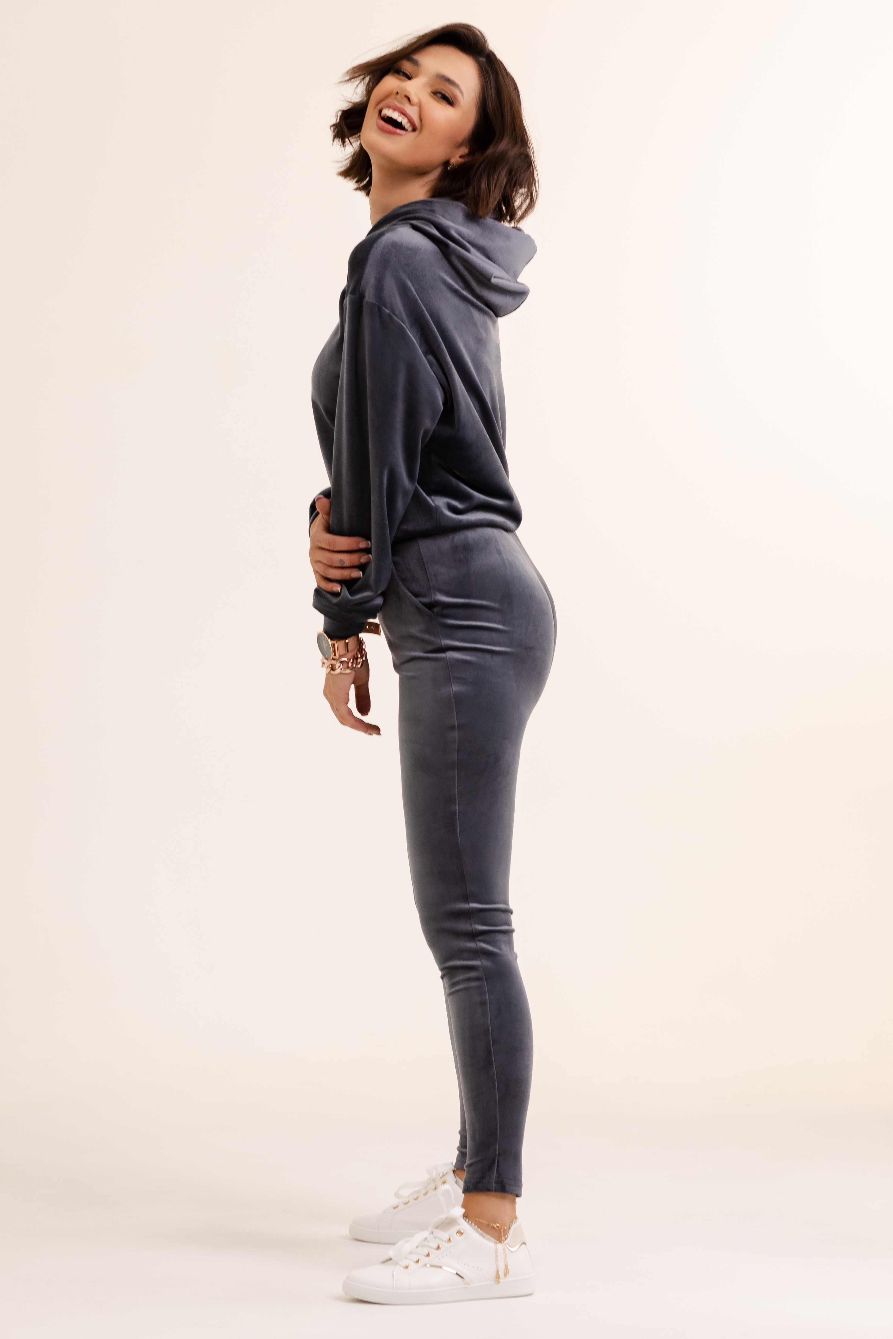 welurowy dres damski